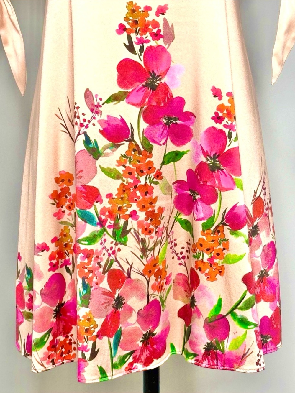 LPA Dress 191 Silk Floral Mini Dress Open Back Peach Champagne Size Large - Picture 5 of 11